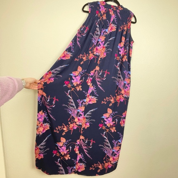 A New Day Women's Medium Floral Navy Sleeveless Maxi Dress Smocked Mock Neck - Picture 16 of 16